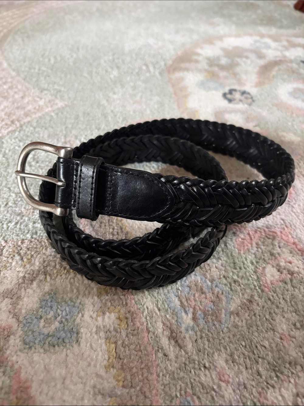 Marshall Fields • Vintage Black Leather Woven Belt